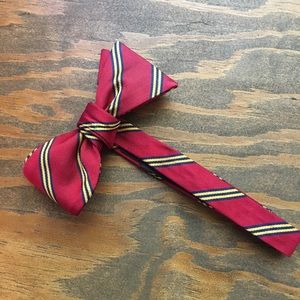 Brooks Brothers adjustable bow tie